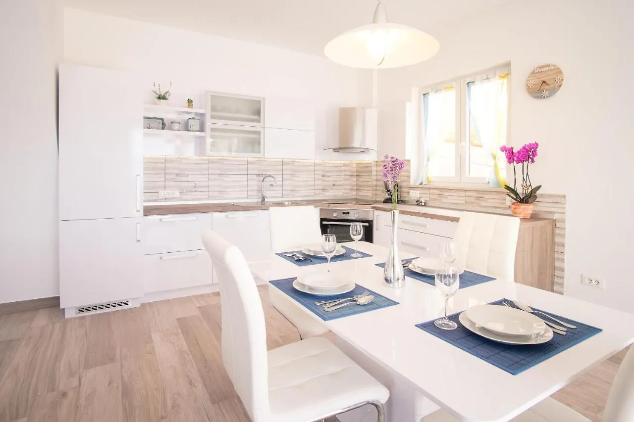 Sasa Vrbnik Apartment